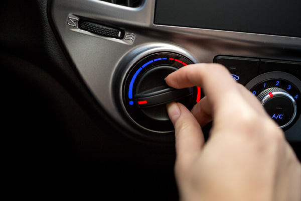 air conditioner use in car during summer