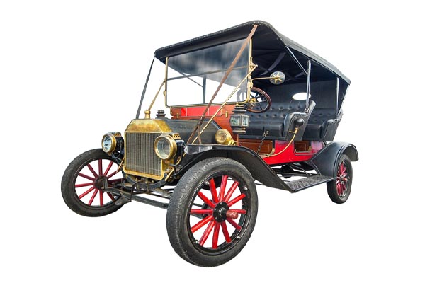 image of an antique car depicting auto safety glass and windshield