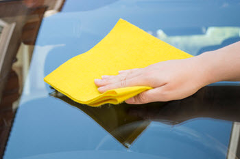clean your auto glass