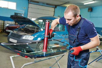 image of a windshield replacement