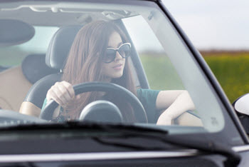 driver after an installation of a new windshield