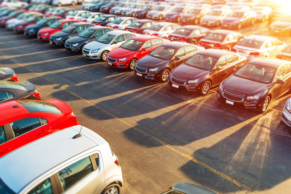 image of many cars in a parking lot