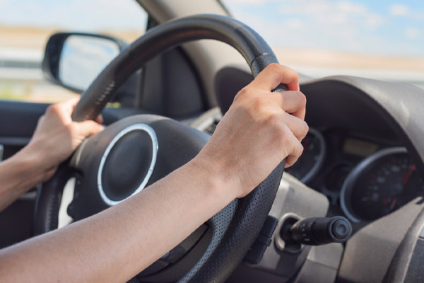 driving safely depicting windshield safety